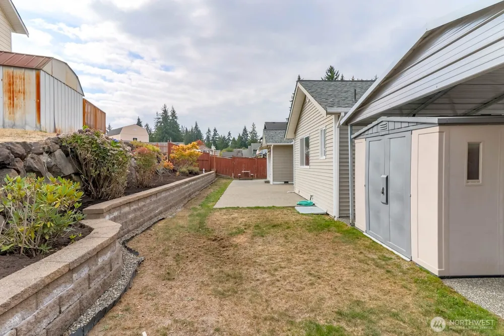 8552 Covina Loop NE Bremerton, WA 98311