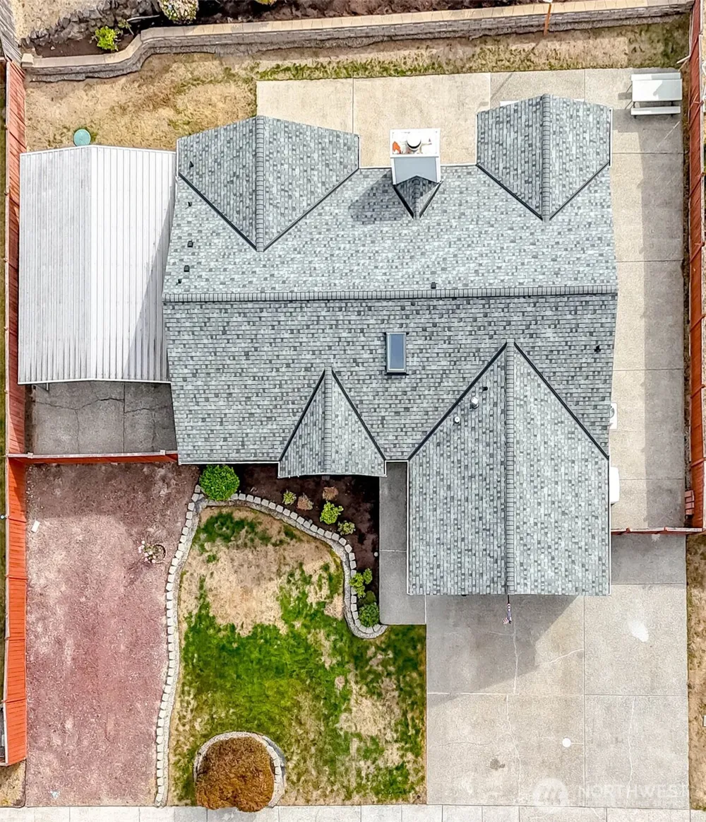 8552 Covina Loop NE Bremerton, WA 98311