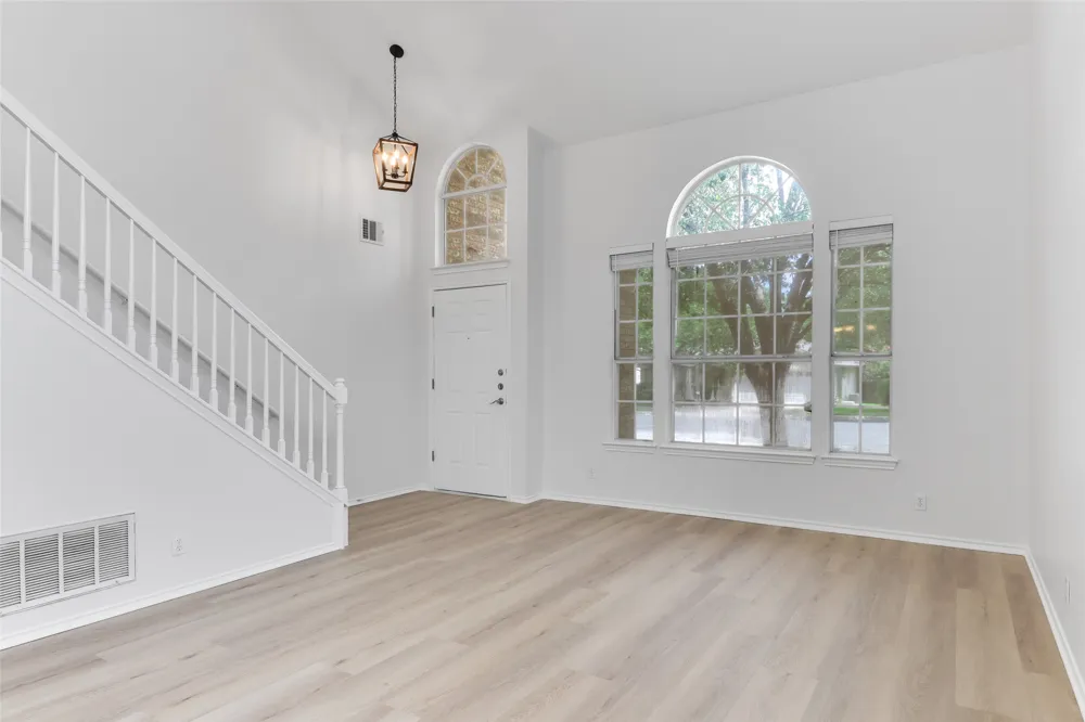 16816 Dorman Drive Round Rock, TX 78681