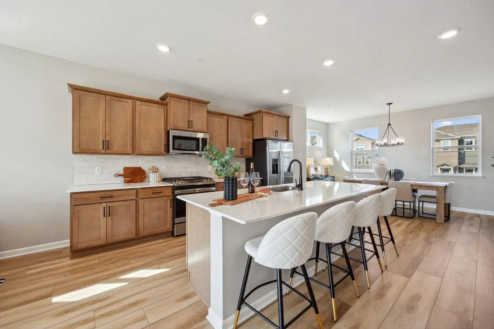 8760 Island Trail Echo #C Lake Elmo, MN 55001