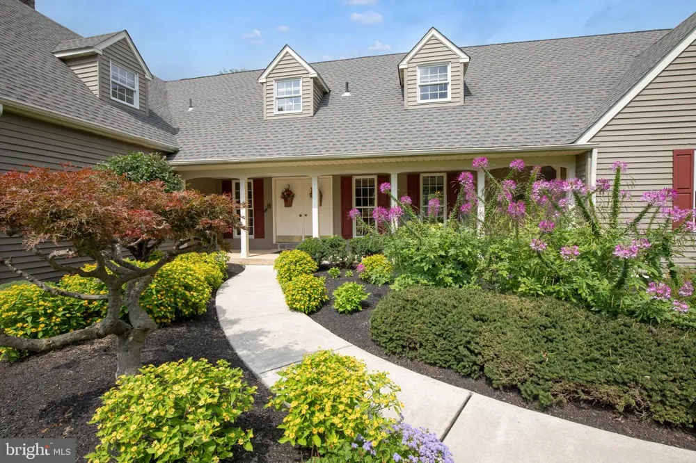 1703 SCOTT DRIVE Newtown, PA 18940
