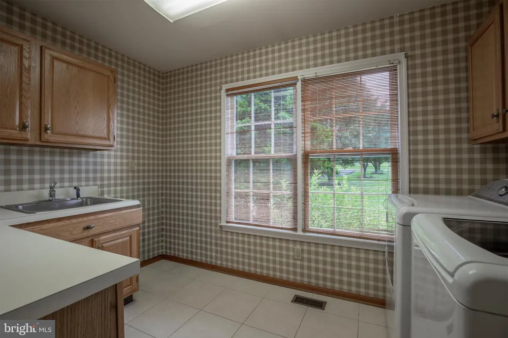 1703 SCOTT DRIVE Newtown, PA 18940