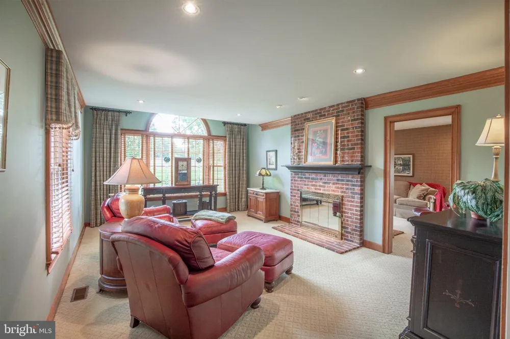 1703 SCOTT DRIVE Newtown, PA 18940