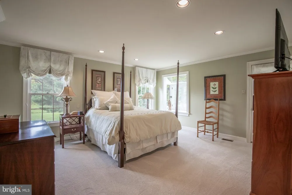 1703 SCOTT DRIVE Newtown, PA 18940