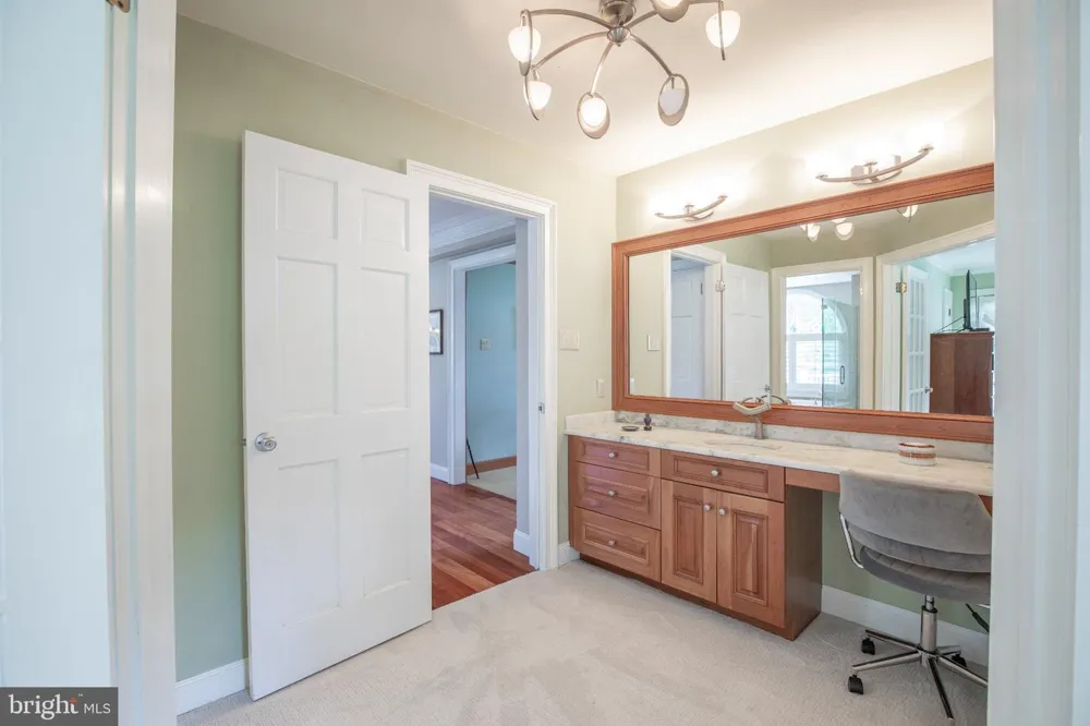 1703 SCOTT DRIVE Newtown, PA 18940