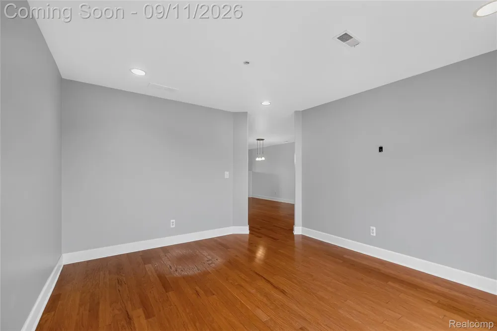 110 West Road Trenton City, MI 48183