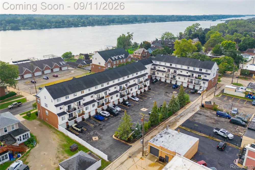 110 West Road Trenton City, MI 48183