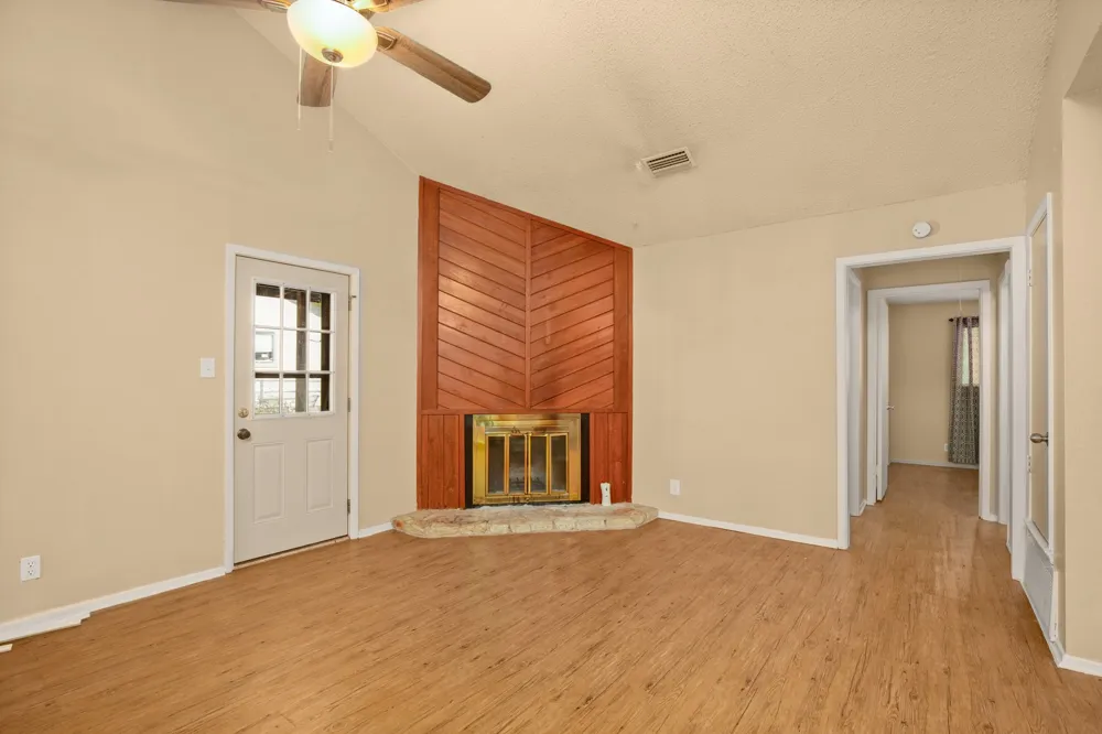 3505 Rocky Hollow Trail #B Georgetown, TX 78628