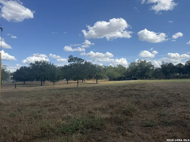 1200 W Main Stockdale, TX 78160