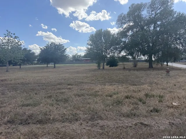 1200 W Main Stockdale, TX 78160