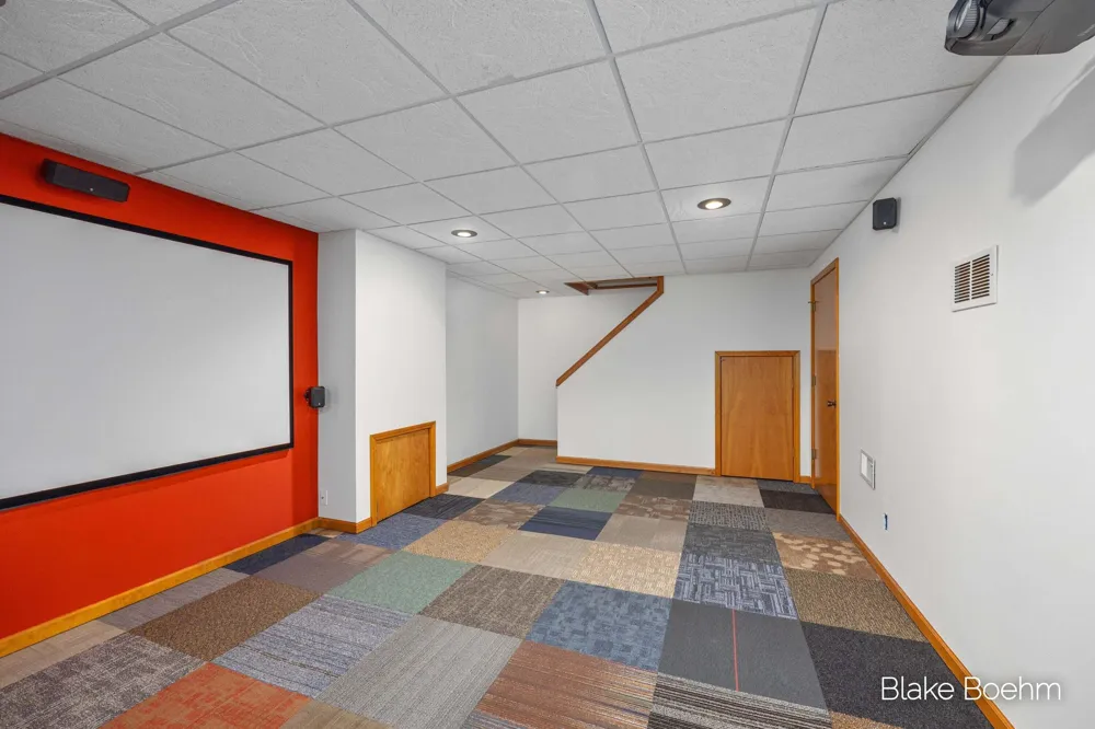 2251 Yorktown Drive SE Kentwood, MI 49508