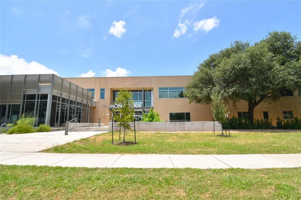 6021 Bluebell Circle Austin, TX 78741