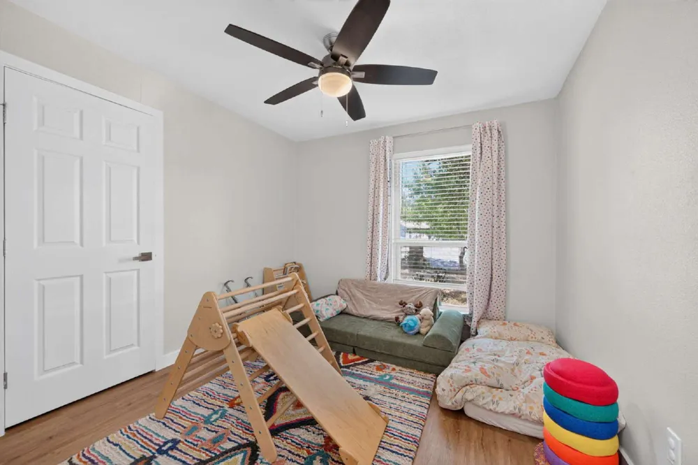 6021 Bluebell Circle Austin, TX 78741