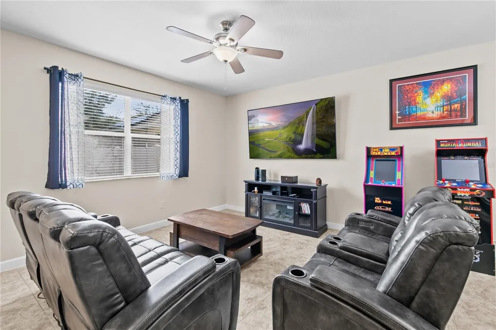 9037 SAVANNAH JULIP LANE Orlando, FL 32832