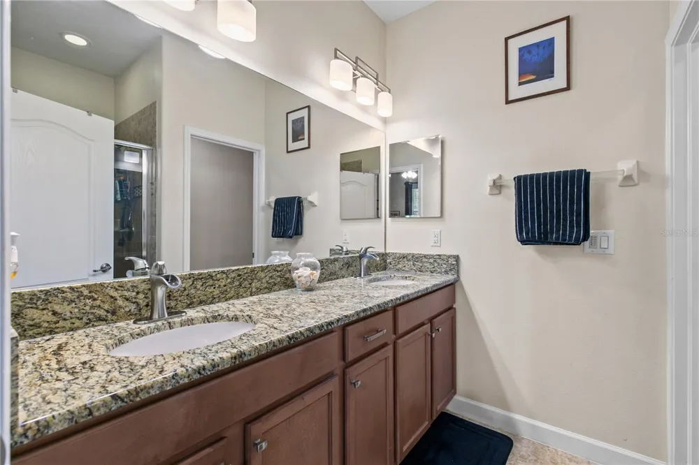 9037 SAVANNAH JULIP LANE Orlando, FL 32832