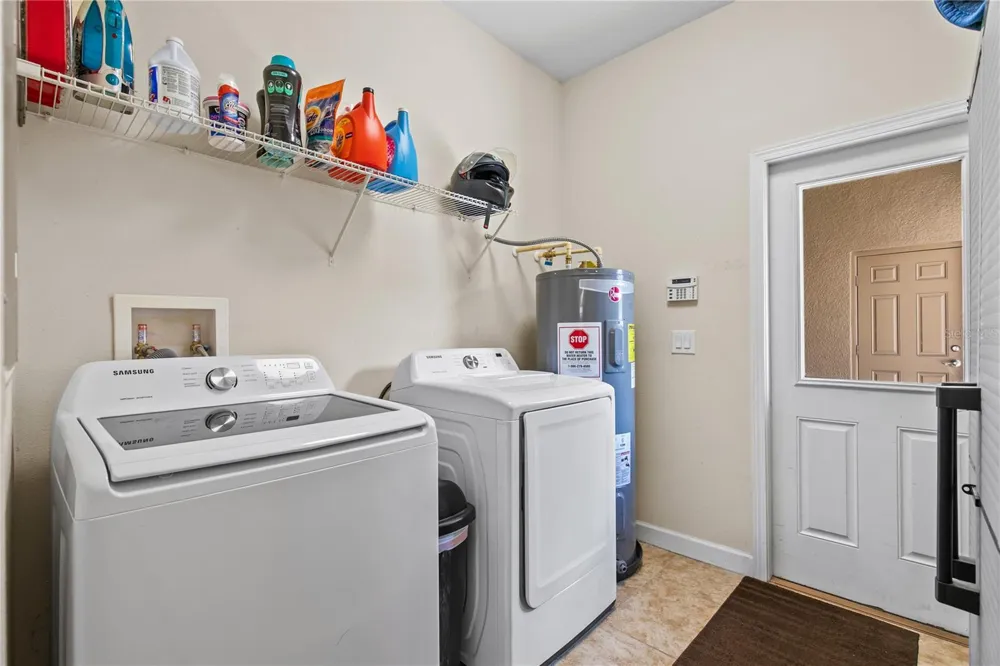 9037 SAVANNAH JULIP LANE Orlando, FL 32832
