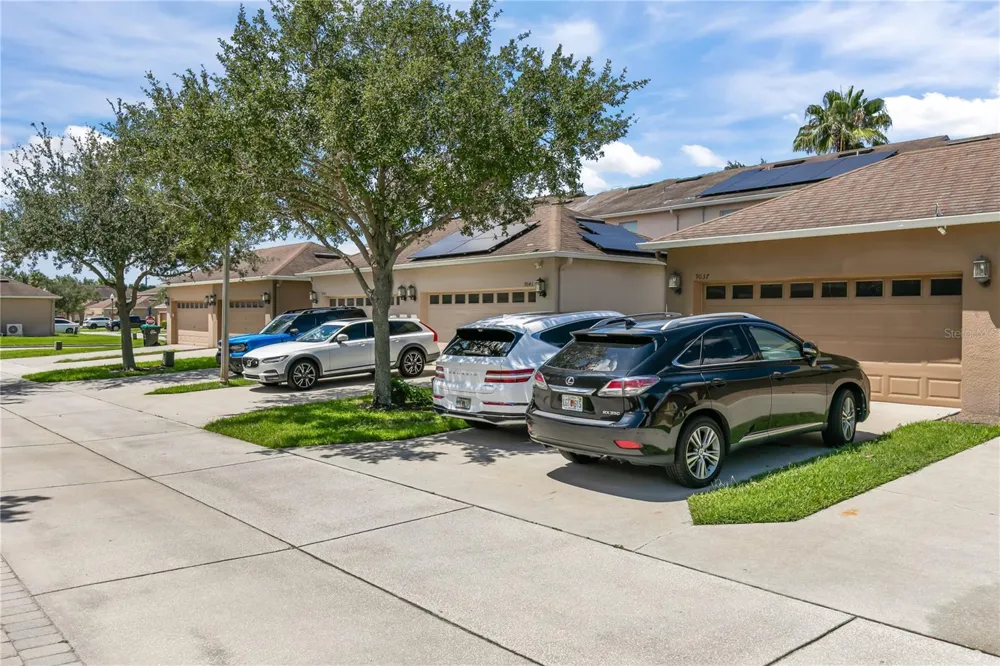 9037 SAVANNAH JULIP LANE Orlando, FL 32832