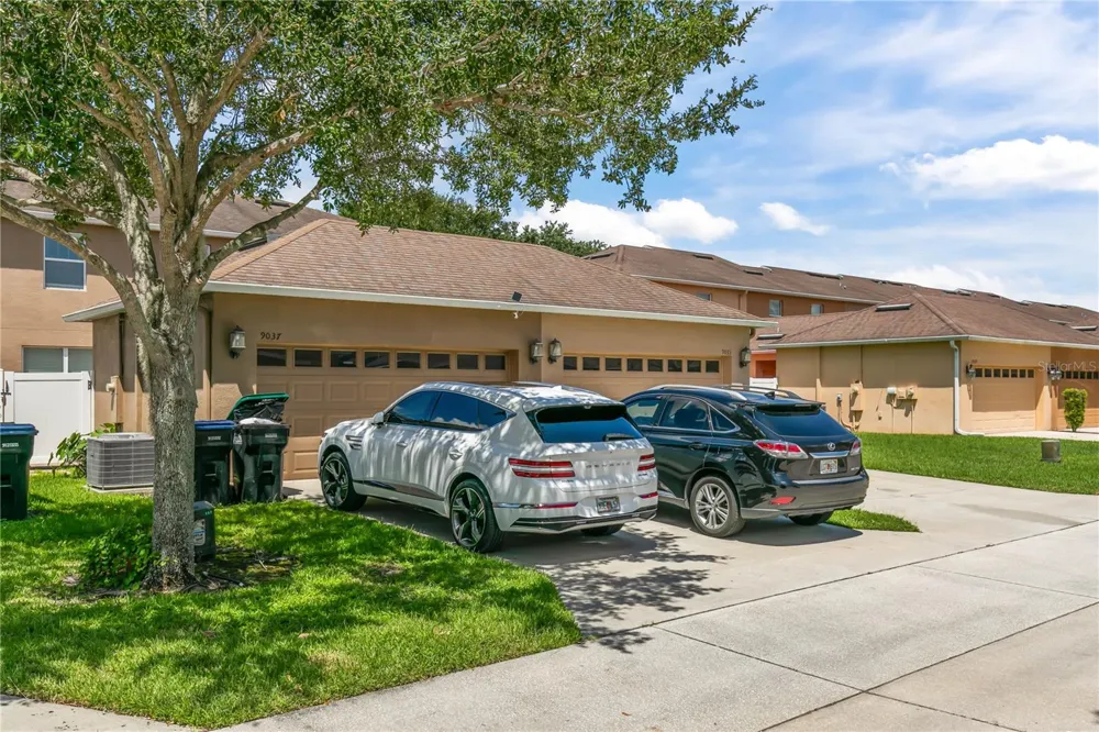 9037 SAVANNAH JULIP LANE Orlando, FL 32832