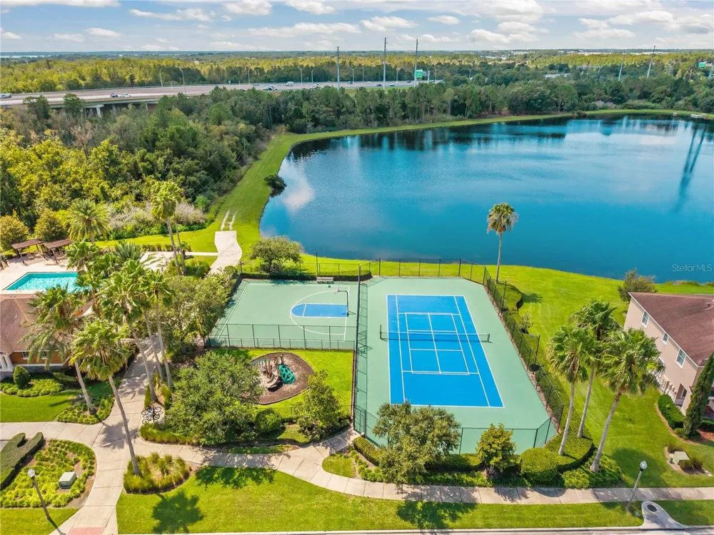9037 SAVANNAH JULIP LANE Orlando, FL 32832