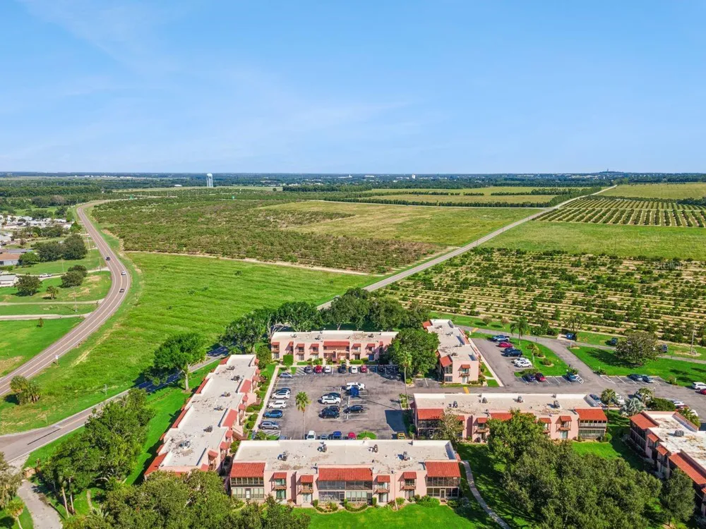 109 LA CASA #109 Lake Wales, FL 33898