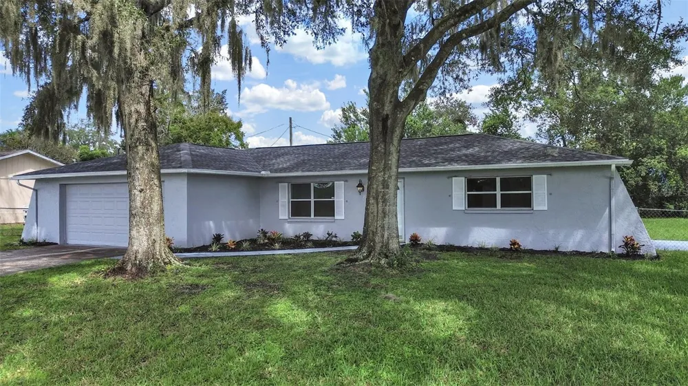 27055 FRAMPTON AVENUE Brooksville, FL 34602