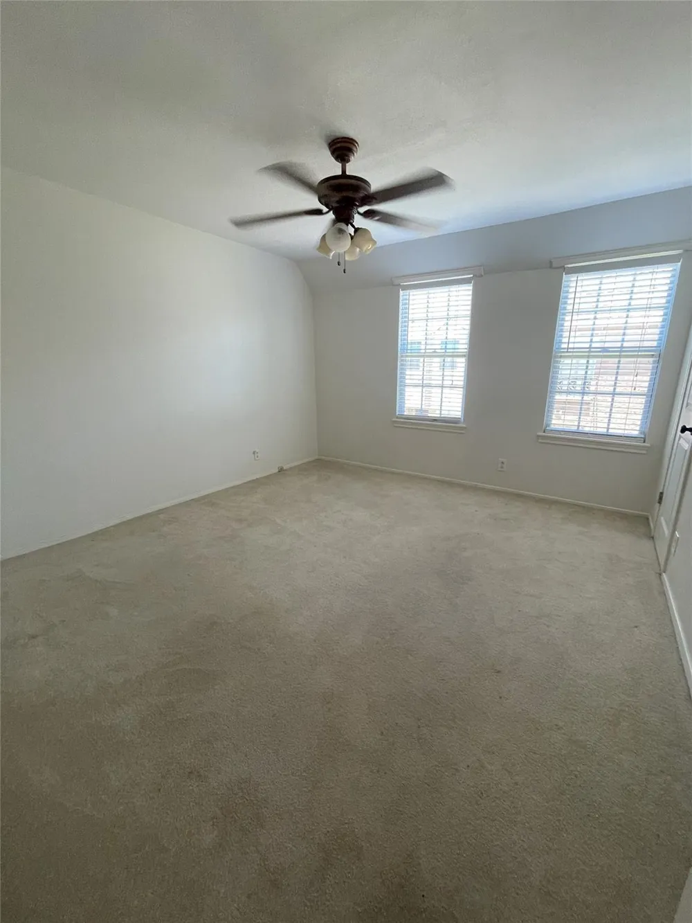 13278 Trail Hollow Houston, TX 77079