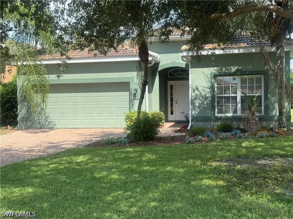 Fishtail Palm Court Naples, FL 34120