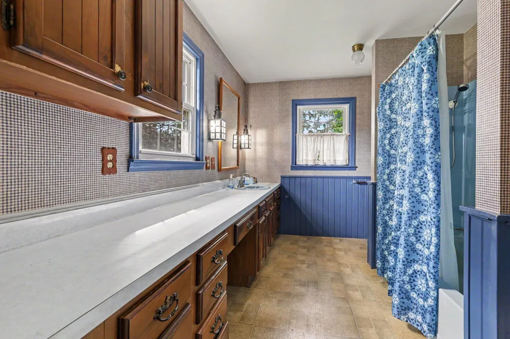5457 Wood Road Rives Junction, MI 49277
