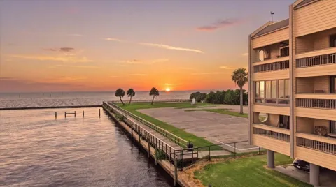 580 Pleasure Island Boulevard #224