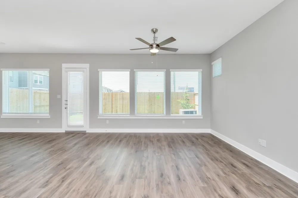 2715 Katri Way Houston, TX 77008