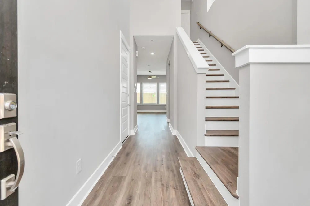 2715 Katri Way Houston, TX 77008
