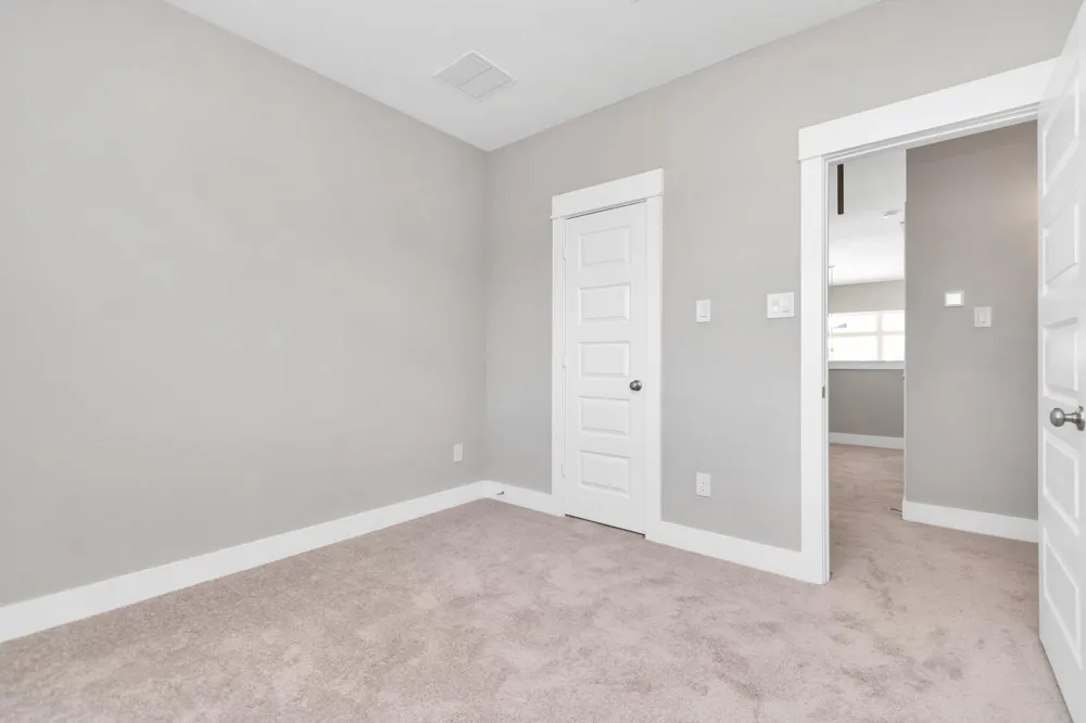 2715 Katri Way Houston, TX 77008
