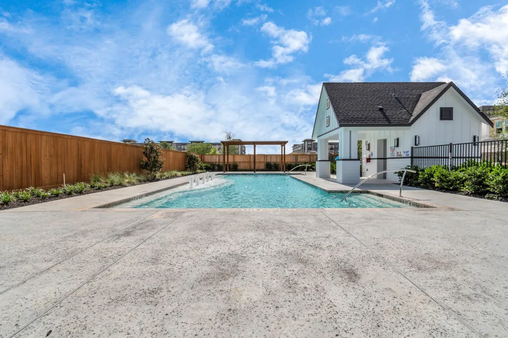 2715 Katri Way Houston, TX 77008
