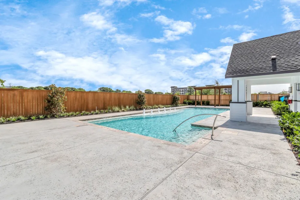 2715 Katri Way Houston, TX 77008