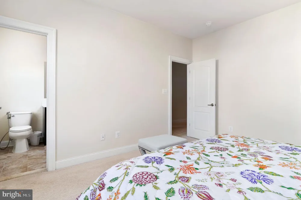 21101 GOOSE PRESERVE DRIVE Ashburn, VA 20148