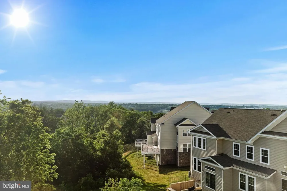 21101 GOOSE PRESERVE DRIVE Ashburn, VA 20148