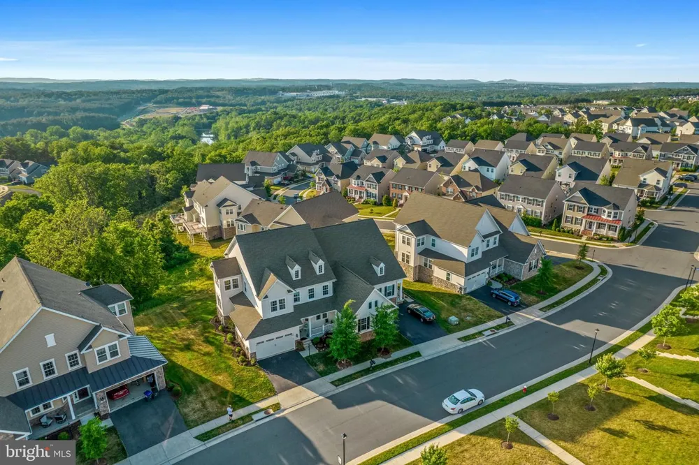 21101 GOOSE PRESERVE DRIVE Ashburn, VA 20148