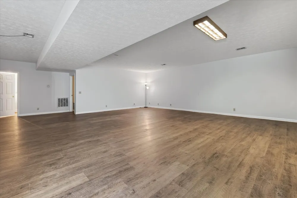 6702 Highway 41 Cedar Hill, TN 37032