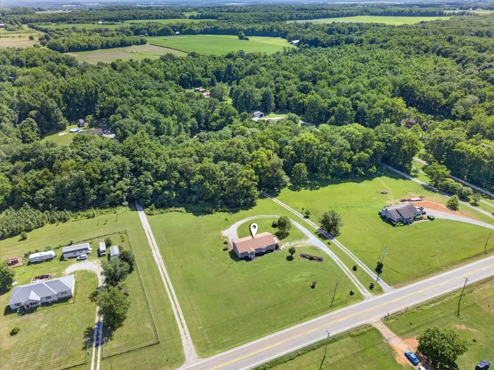 6702 Highway 41 Cedar Hill, TN 37032