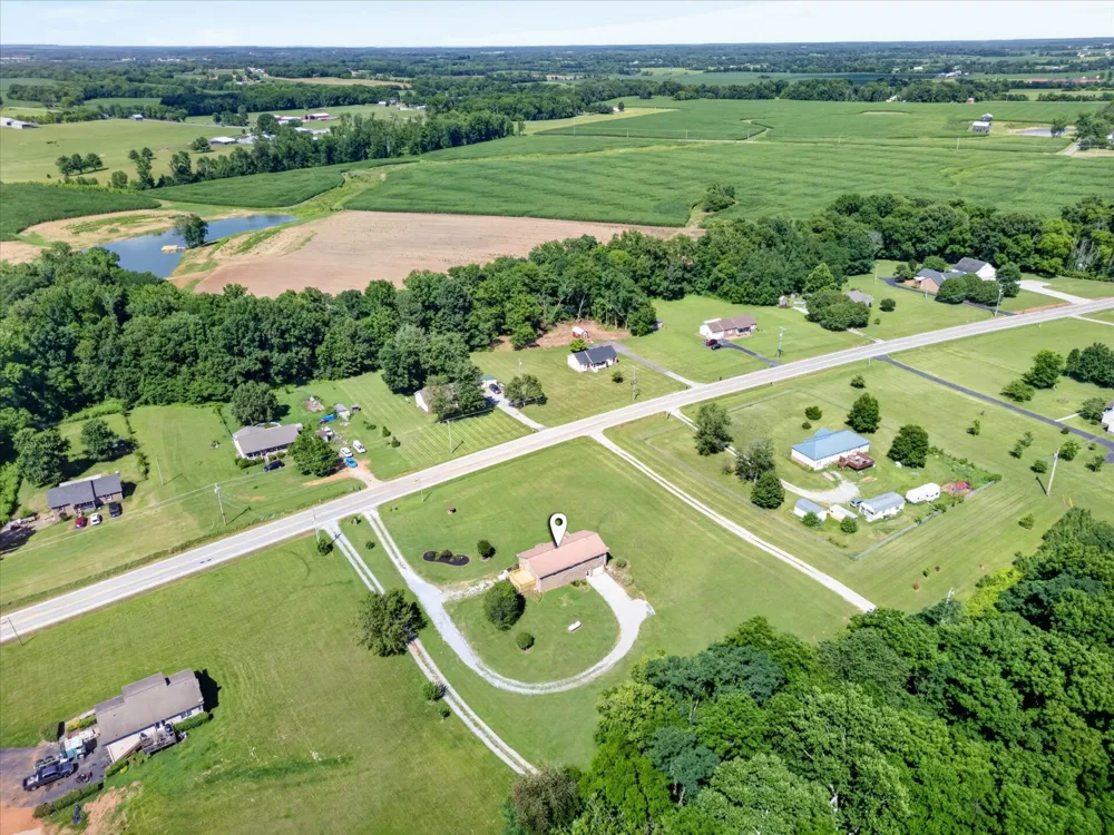 6702 Highway 41 Cedar Hill, TN 37032
