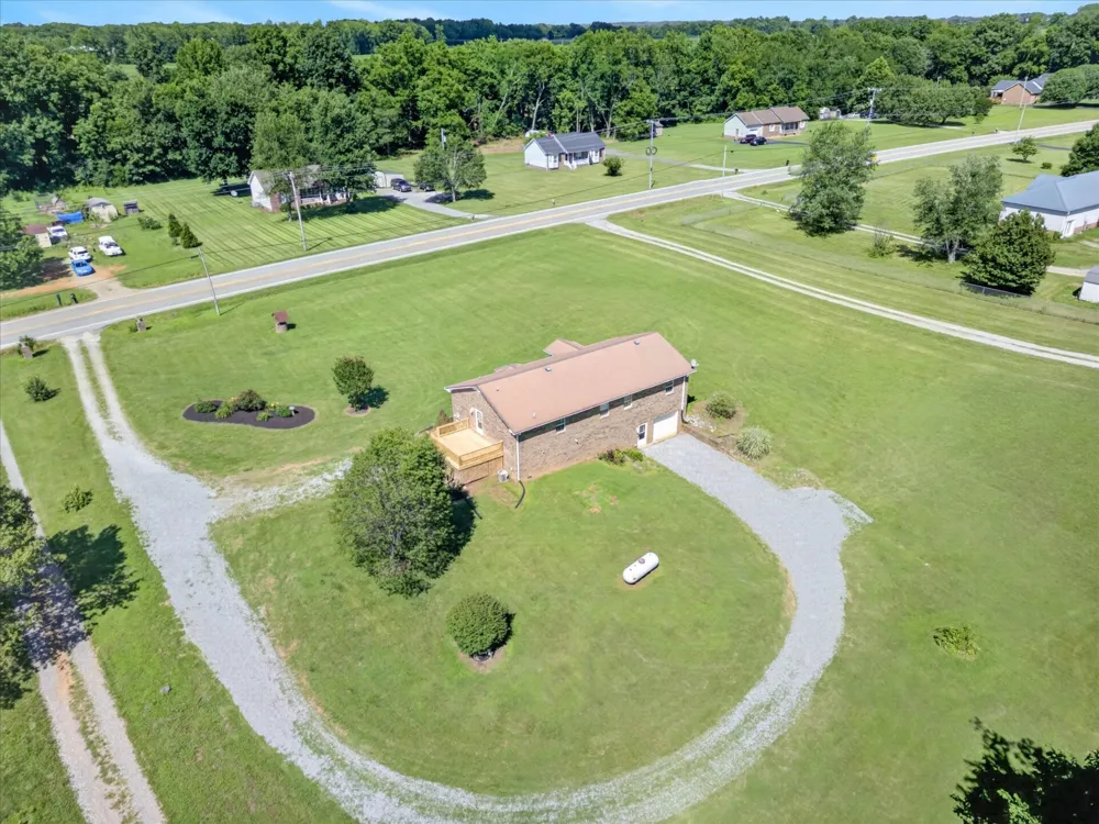 6702 Highway 41 Cedar Hill, TN 37032