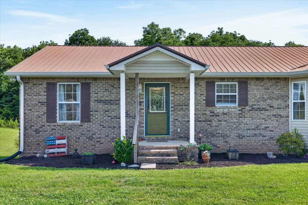 6702 Highway 41 Cedar Hill, TN 37032