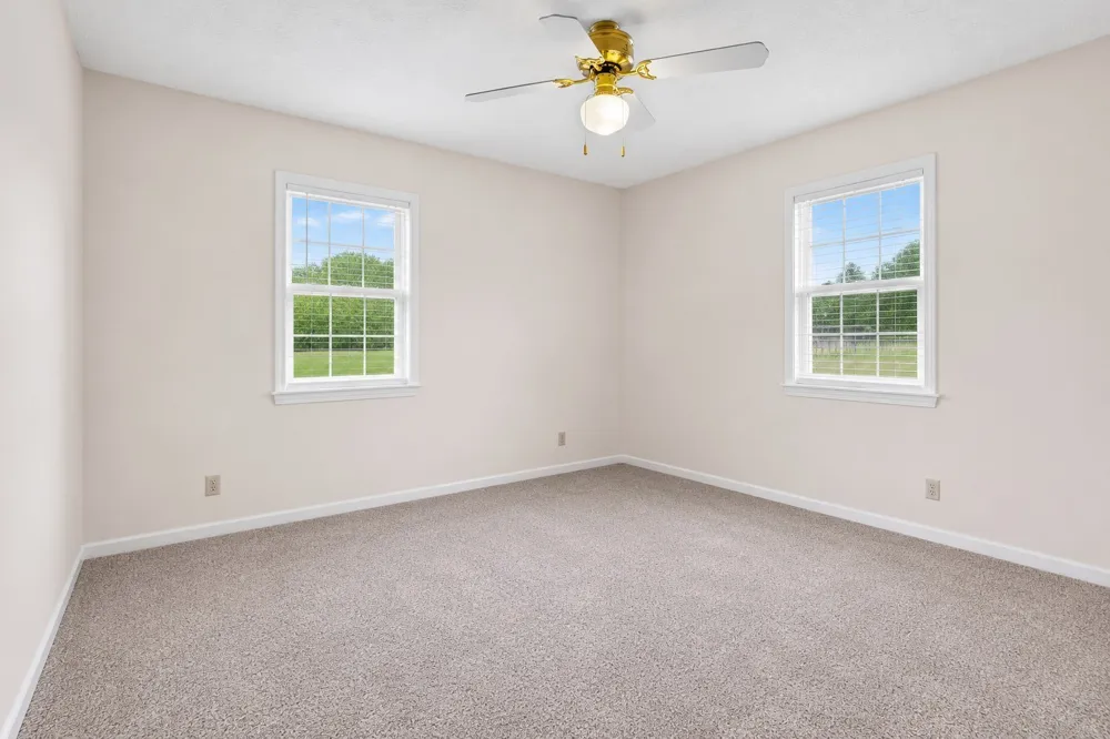 6702 Highway 41 Cedar Hill, TN 37032