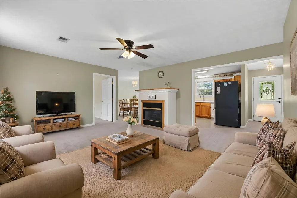 6702 Highway 41 Cedar Hill, TN 37032