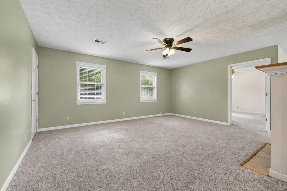6702 Highway 41 Cedar Hill, TN 37032