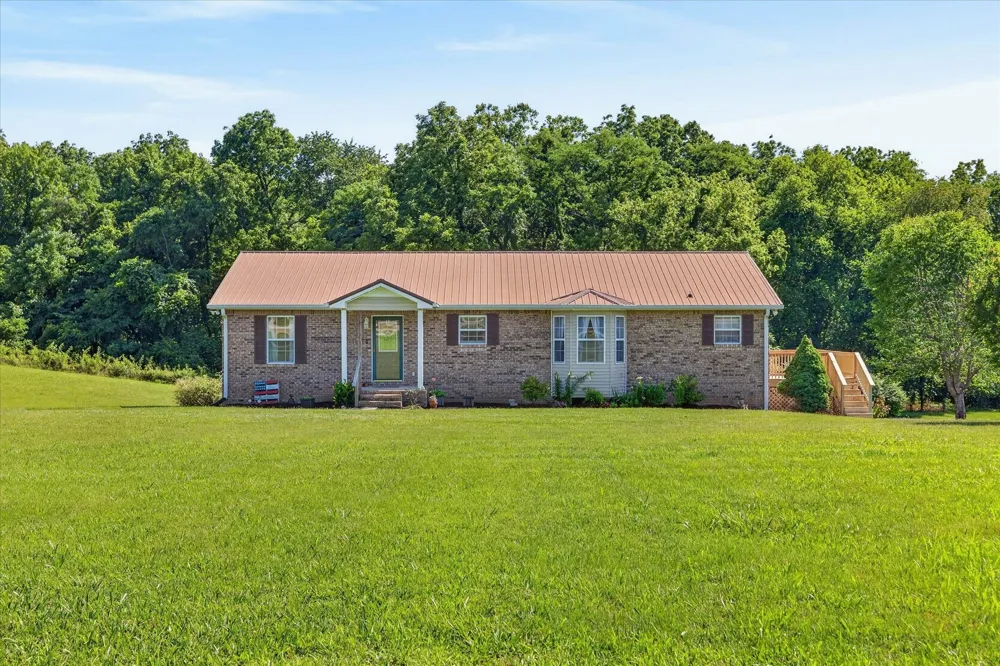 6702 Highway 41 Cedar Hill, TN 37032