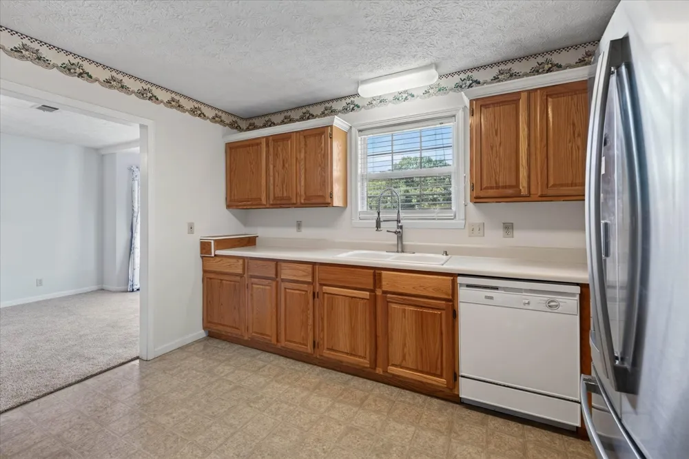 6702 Highway 41 Cedar Hill, TN 37032
