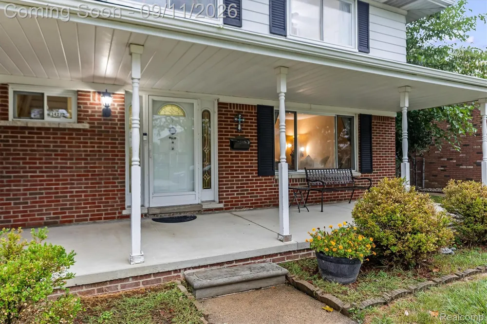 3427 Rhoten Drive Sterling Heights City, MI 48310