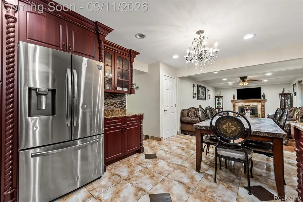 3427 Rhoten Drive Sterling Heights City, MI 48310