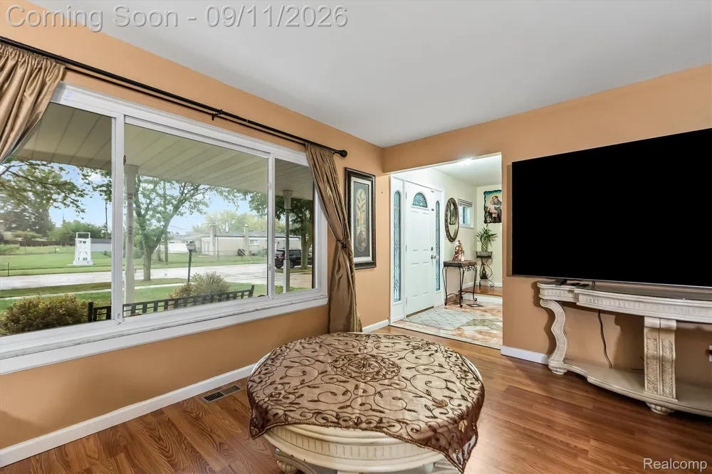3427 Rhoten Drive Sterling Heights City, MI 48310